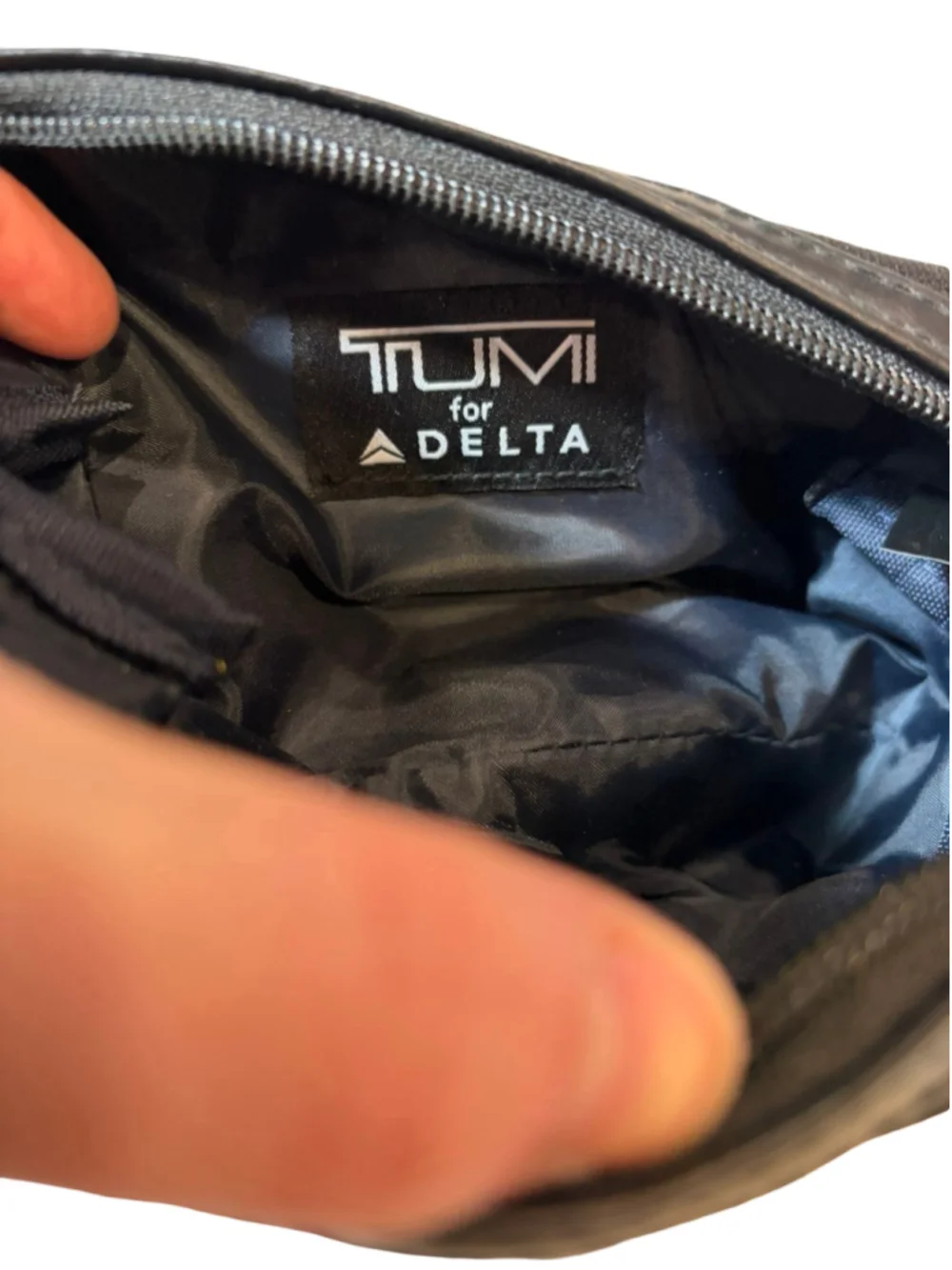 TUMI for Delta Black Ballistic Nylon Travel Amenity Toiletry Cosmetic Pouch